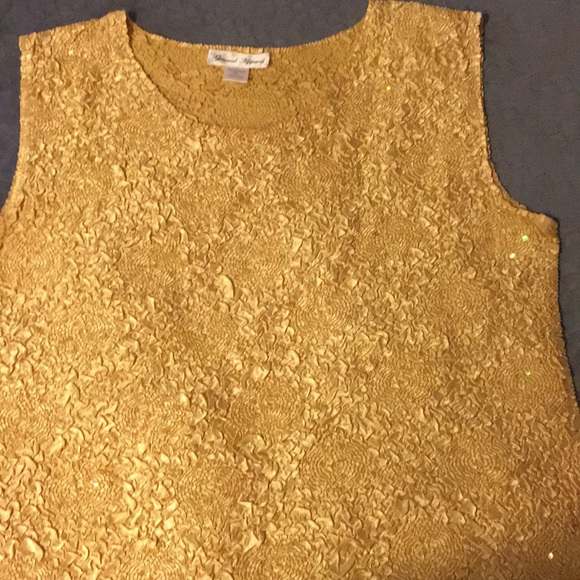 Gold tank - Picture 2 of 2